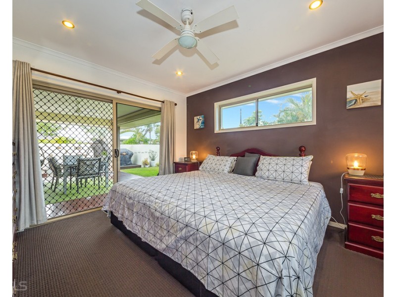 154 – 156 Marina Boulevard, Banksia Beach QLD 4507