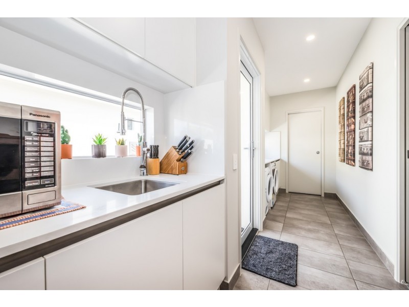93 Marina Boulevard, Banksia Beach QLD 4507