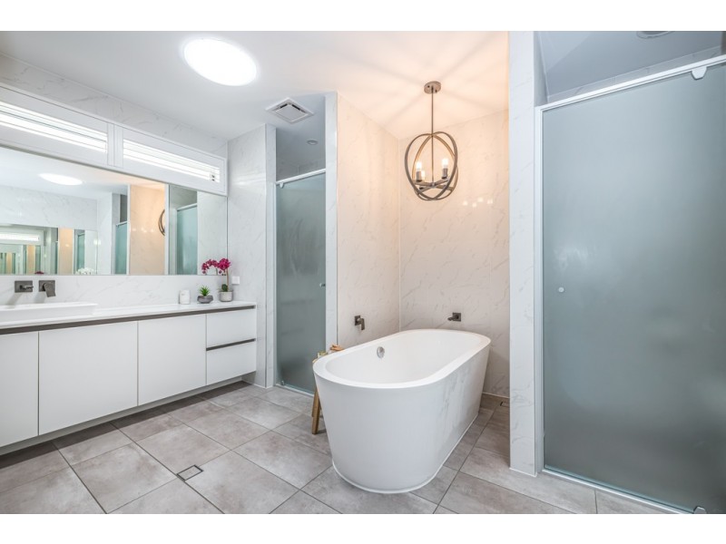 93 Marina Boulevard, Banksia Beach QLD 4507