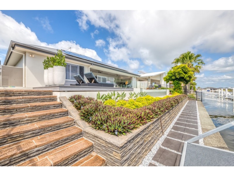 93 Marina Boulevard, Banksia Beach QLD 4507