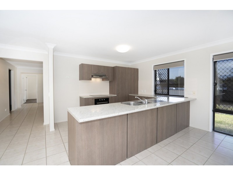 Sandstone Point QLD 4511