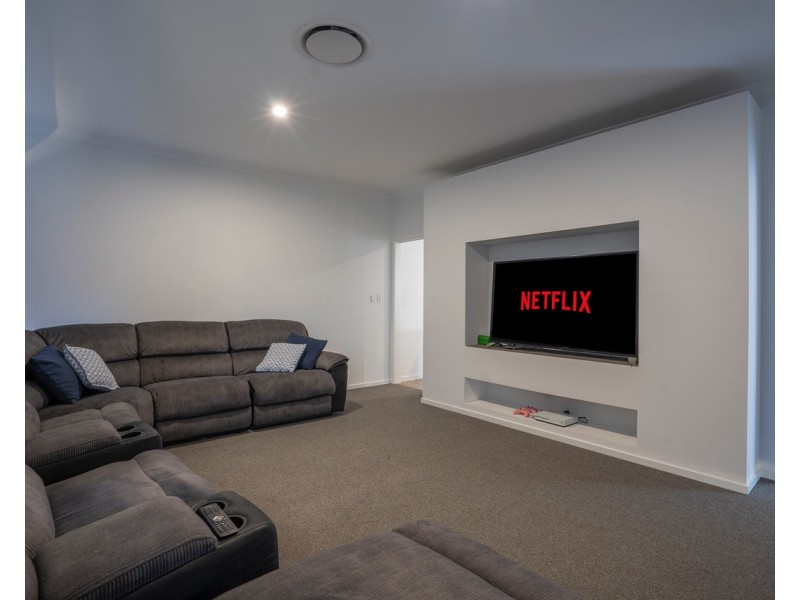 94 Seaside Drive, Banksia Beach QLD 4507