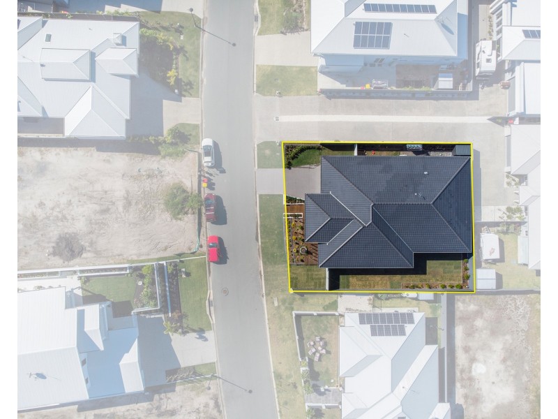 94 Seaside Drive, Banksia Beach QLD 4507