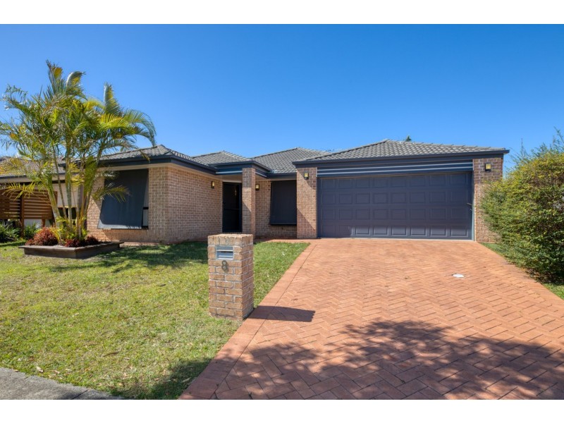 8 Corrimal Place, Sandstone Point QLD 4511