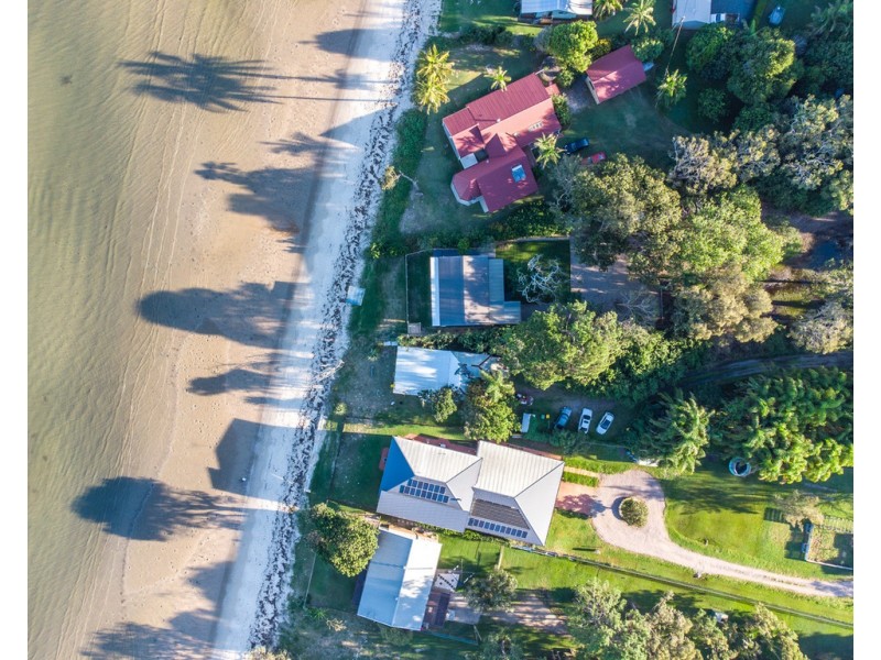 93 Bishop Road, Beachmere QLD 4510
