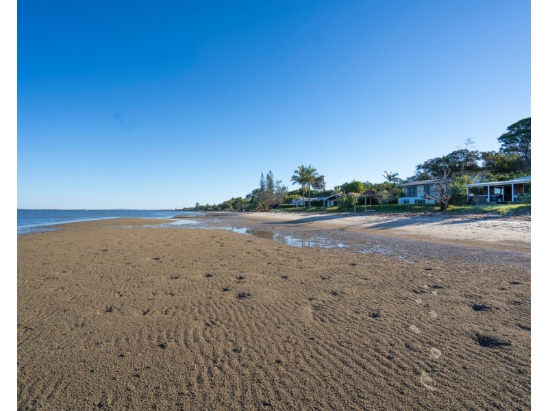 93 Bishop Road, Beachmere QLD 4510