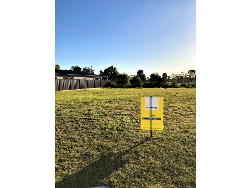 31 Caraway Crescent, Banksia Beach QLD 4507