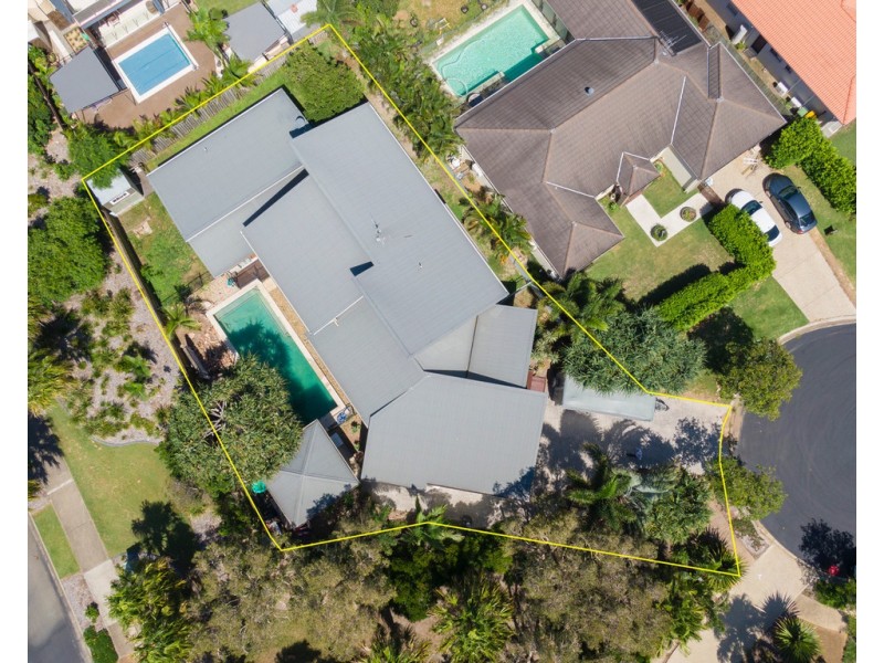 18 Baza Place, Banksia Beach QLD 4507