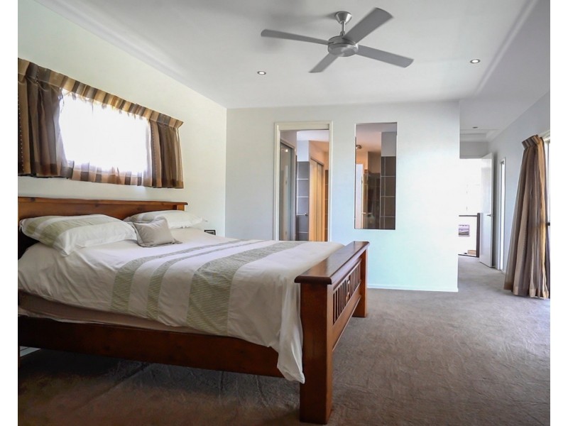 18 Baza Place, Banksia Beach QLD 4507