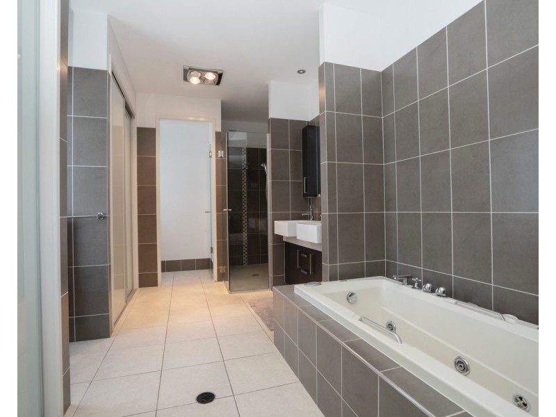 18 Baza Place, Banksia Beach QLD 4507