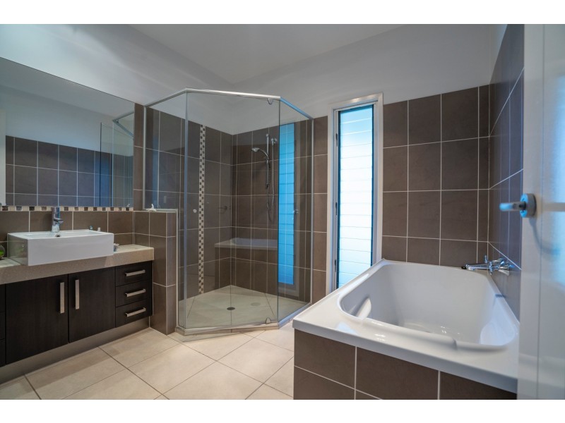 Banksia Beach QLD 4507