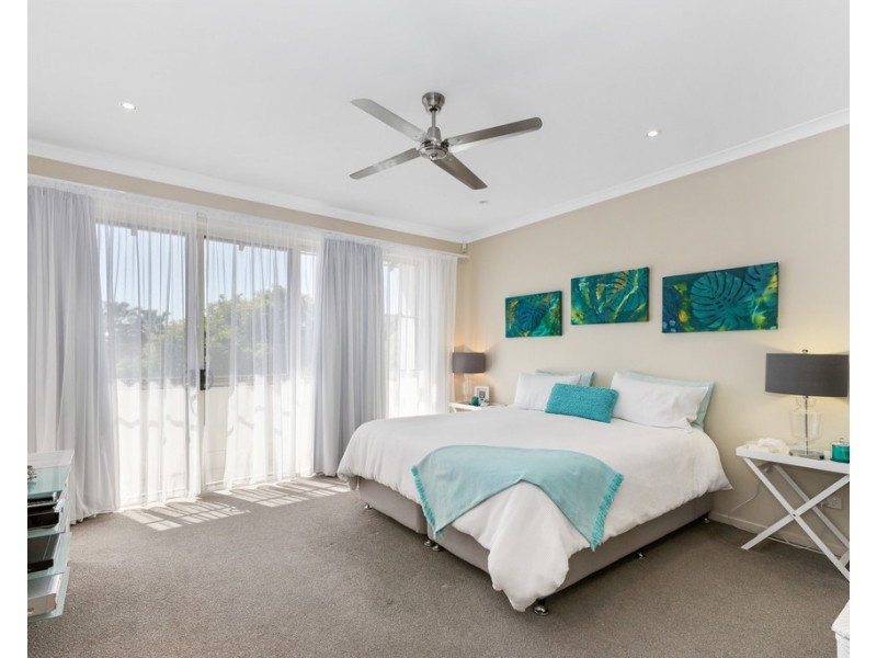 15 Seaside Drive, Banksia Beach QLD 4507