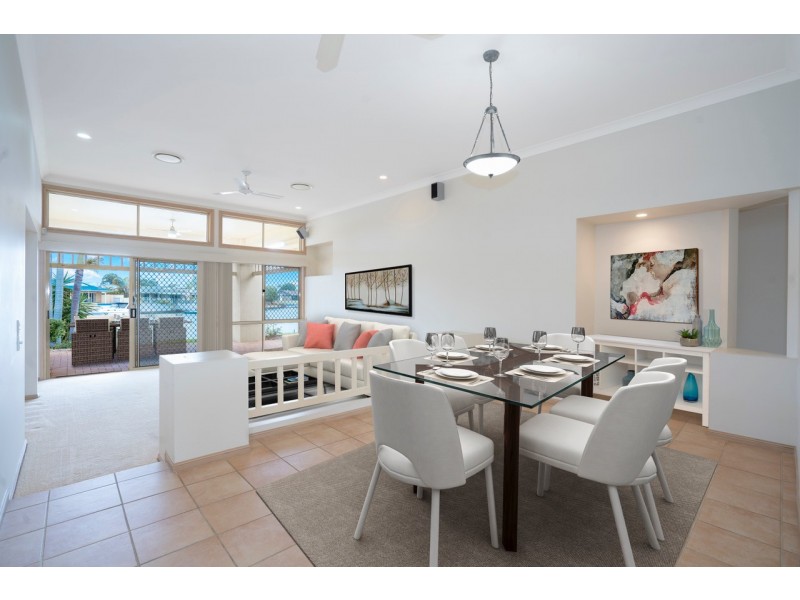 83 Phoenix Avenue, Bongaree QLD 4507