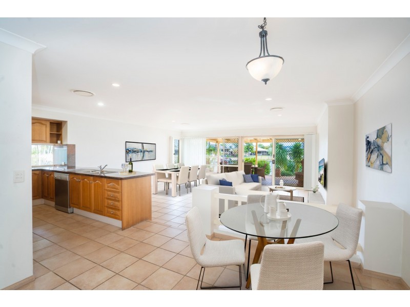 83 Phoenix Avenue, Bongaree QLD 4507