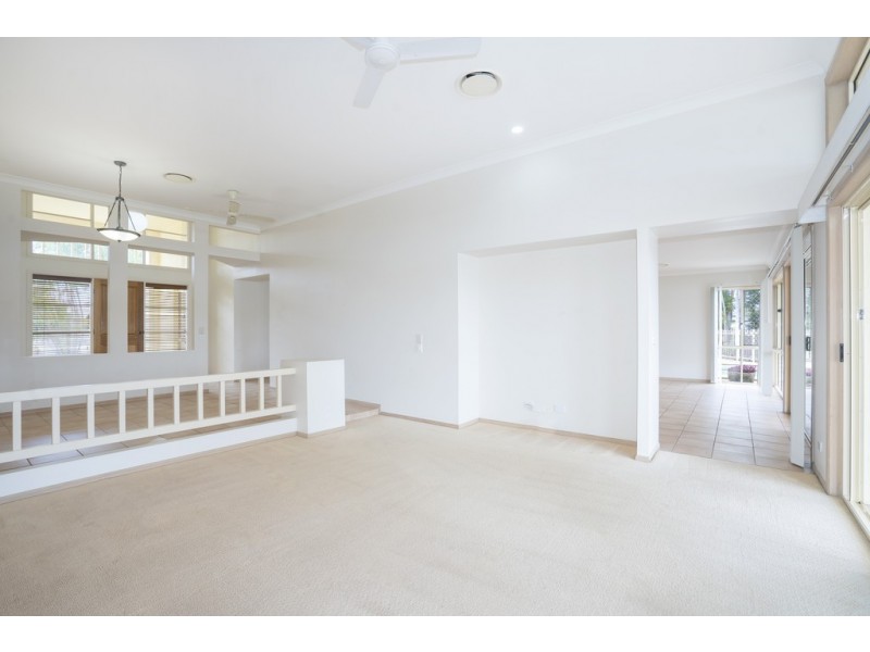 83 Phoenix Avenue, Bongaree QLD 4507