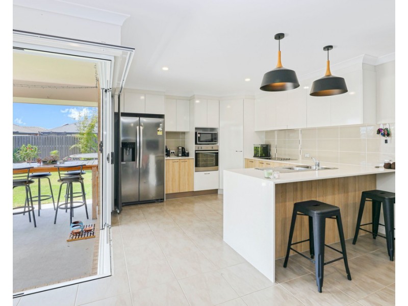 34 Sundew Street, Ningi QLD 4511