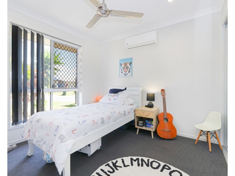 34 Sundew Street, Ningi QLD 4511