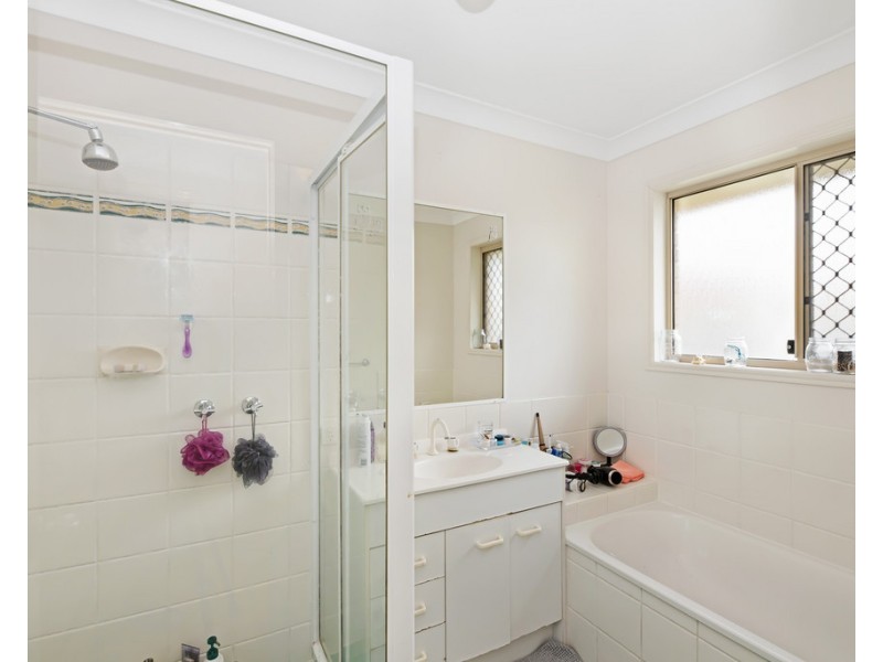 209 Bestmann Road, Sandstone Point QLD 4511
