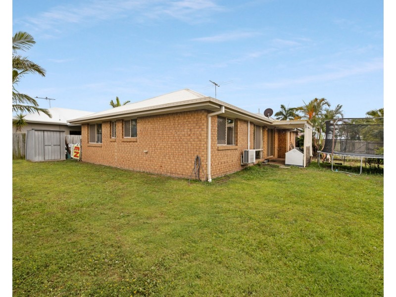 209 Bestmann Road, Sandstone Point QLD 4511