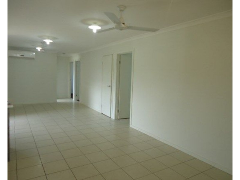 53 Sandstone Boulevard, Ningi QLD 4511