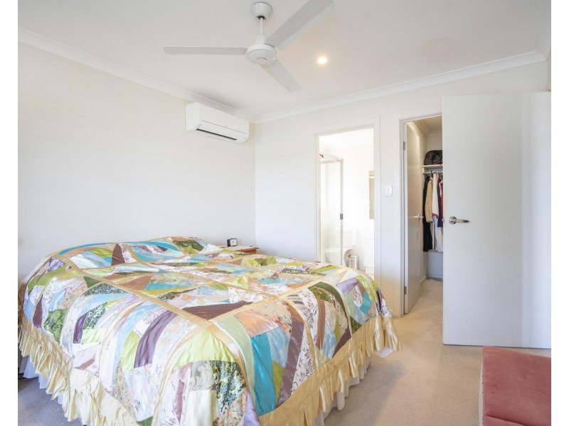 2/26 Water Gum Crescent, Ningi QLD 4511