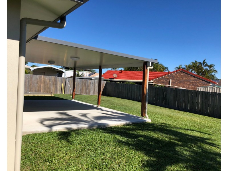 39 Lachlan Crescent, Sandstone Point QLD 4511