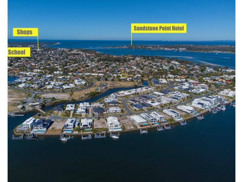 38 Marina Boulevard, Banksia Beach QLD 4507