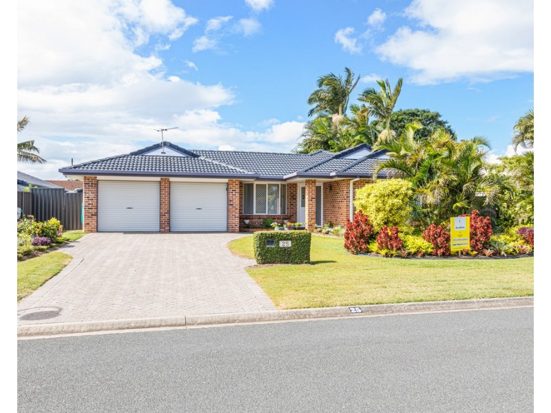 25 Port Drive, Banksia Beach QLD 4507