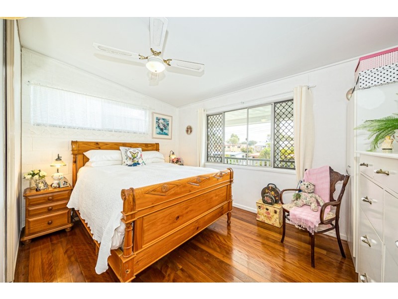 28 Palm Avenue, Bongaree QLD 4507