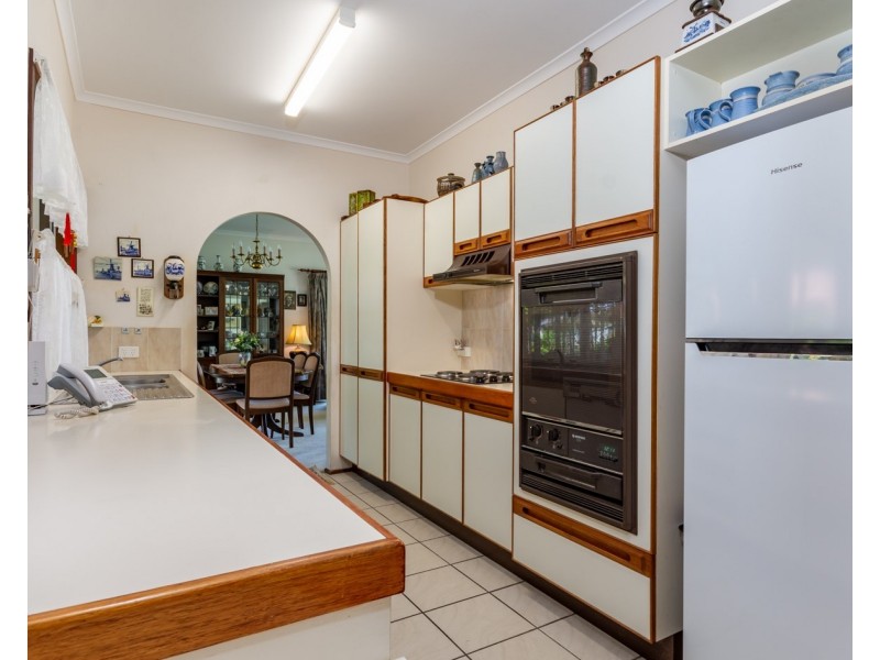 2 Elizabeth Batts Court, Banksia Beach QLD 4507