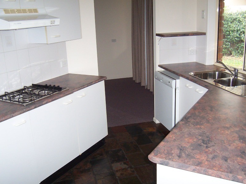 36 Phoenix Avenue, Bongaree QLD 4507