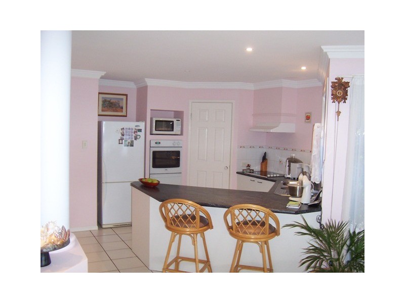 Sandstone Point QLD 4511