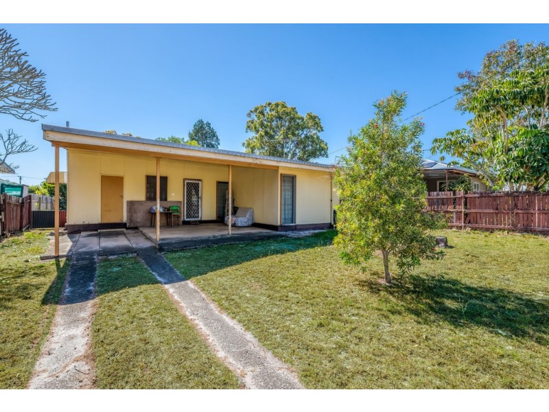 27 Bonham Street, Bongaree QLD 4507