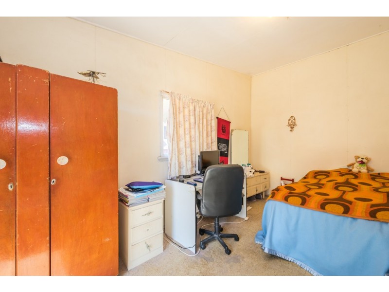 27 Bonham Street, Bongaree QLD 4507