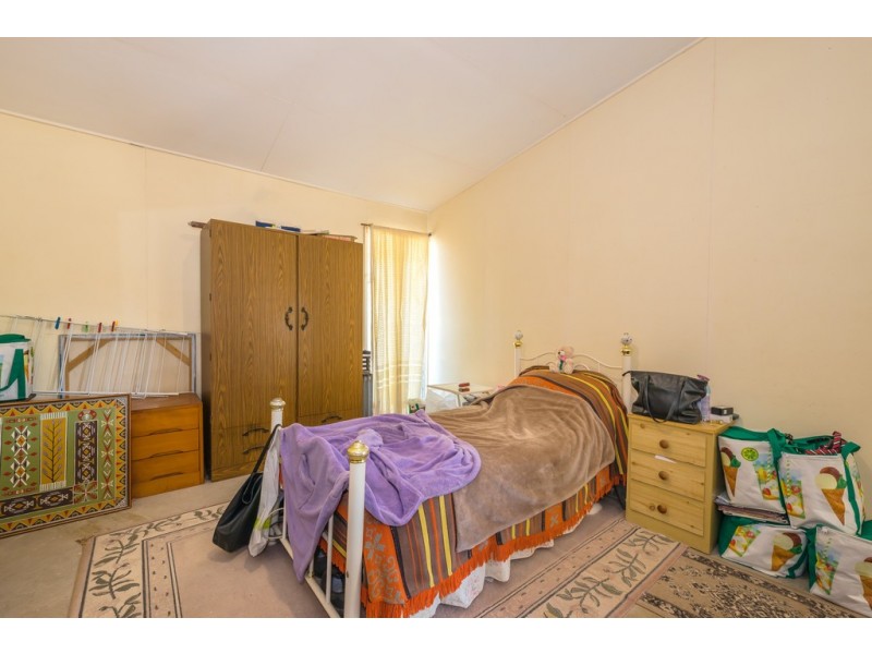 27 Bonham Street, Bongaree QLD 4507