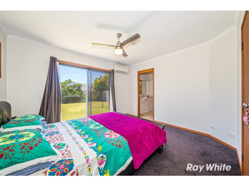 138 Carpenter Way, Sandstone Point QLD 4511