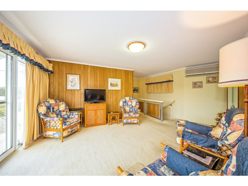 10 Brookes Crescent, Woorim QLD 4507