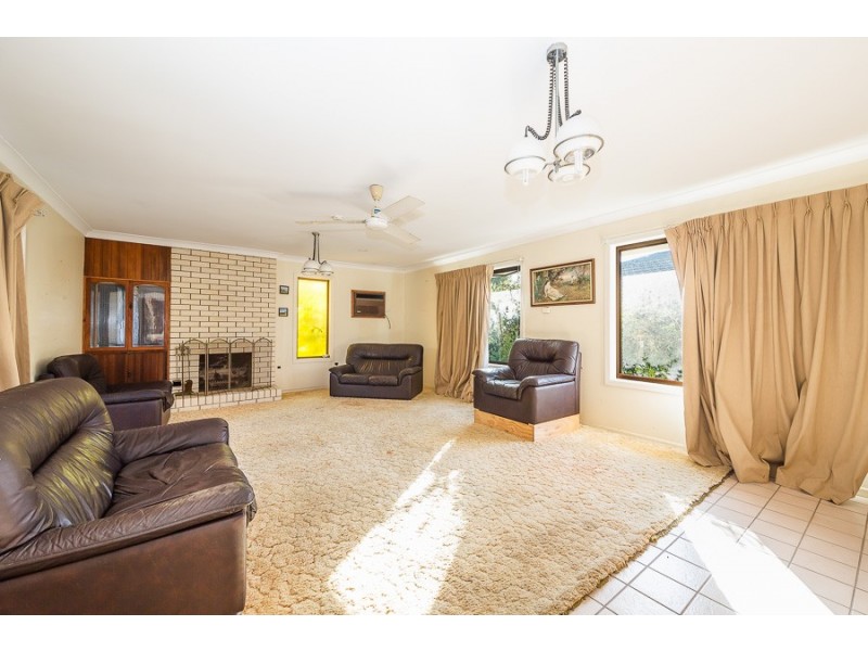 9-11 Fairway Avenue, Woorim QLD 4507