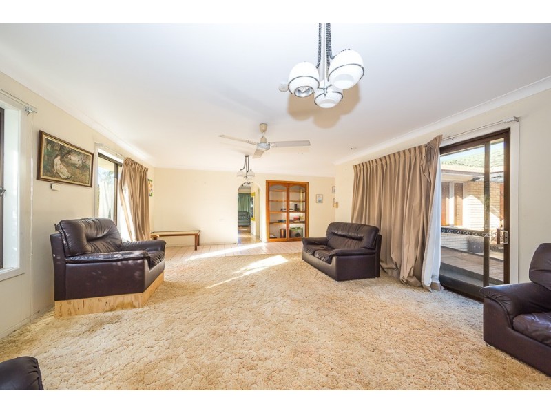 9-11 Fairway Avenue, Woorim QLD 4507