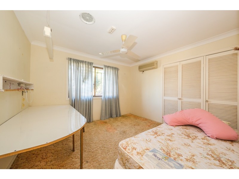 9-11 Fairway Avenue, Woorim QLD 4507