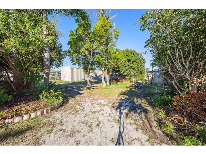 9-11 Fairway Avenue, Woorim QLD 4507