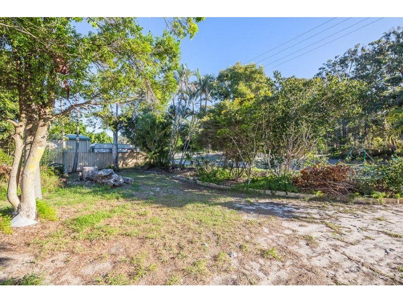 9-11 Fairway Avenue, Woorim QLD 4507