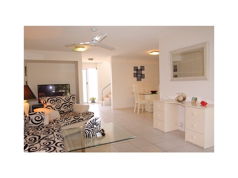 Sandstone Point QLD 4511