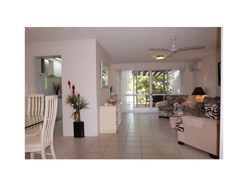 Sandstone Point QLD 4511