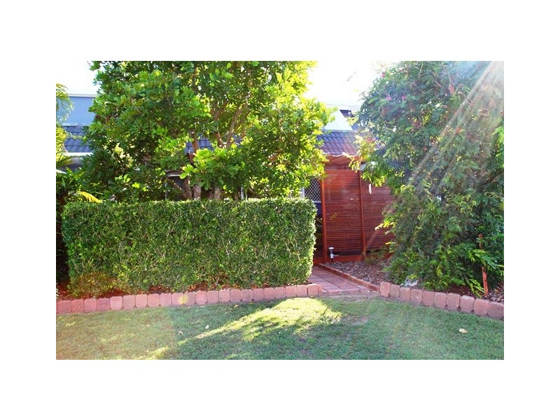 Sandstone Point QLD 4511