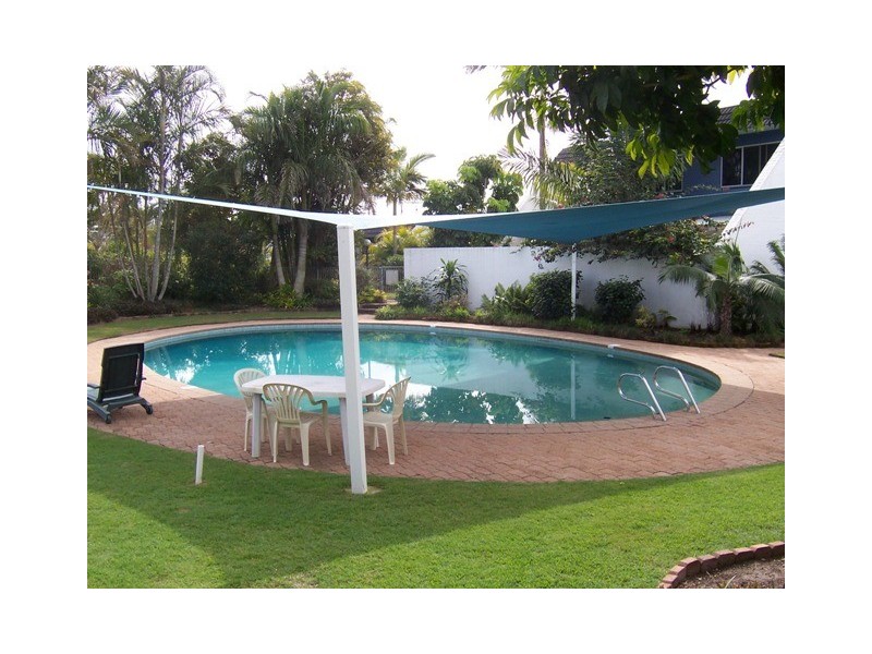 Sandstone Point QLD 4511