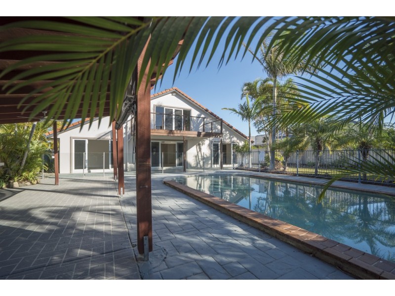 63 Cosmos Avenue, Banksia Beach QLD 4507