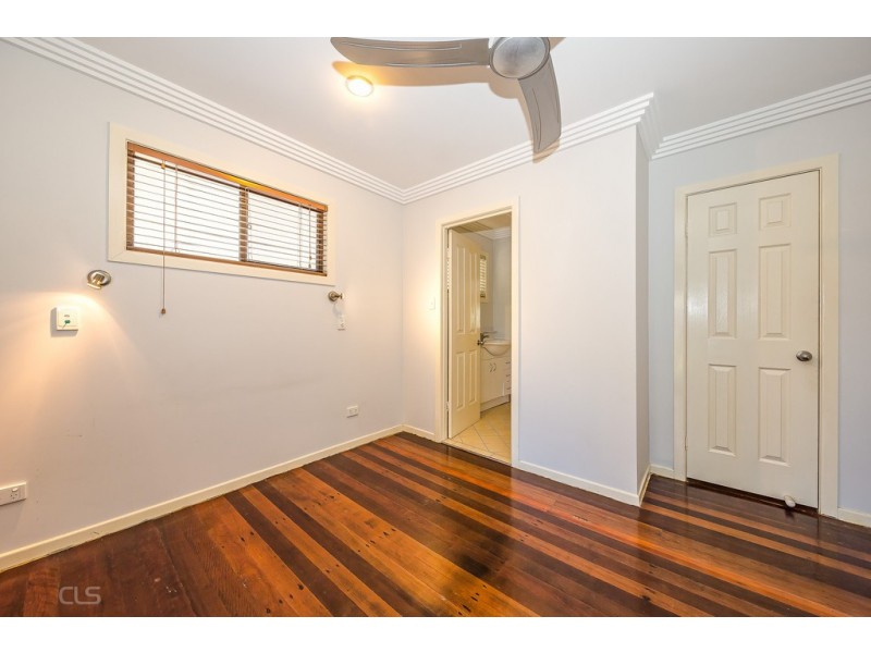 32 Cumming Street, Bongaree QLD 4507