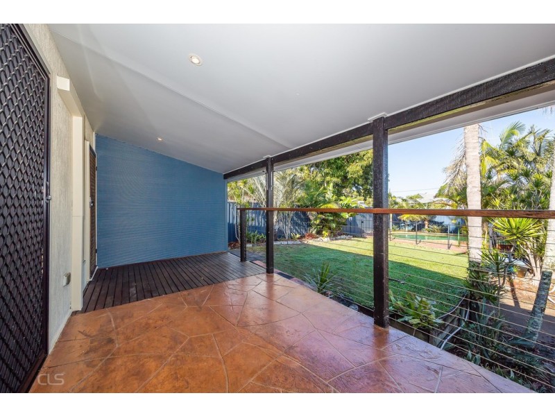 32 Cumming Street, Bongaree QLD 4507
