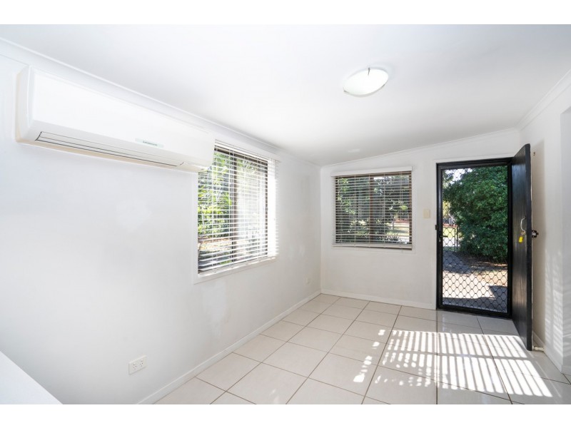 26 Cumming Street, Bongaree QLD 4507